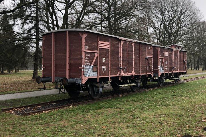Excursão comemorativa privada de 8 dias: siga Anne Frank de Amsterdã até Auschwitz