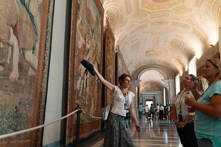 Vatican at Night: Sistine Chapel & Vatican Museums (Vatican Private Tour)