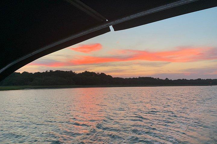 Private Hilton Head Sunset Sailing Tour with Dolphin Watching
