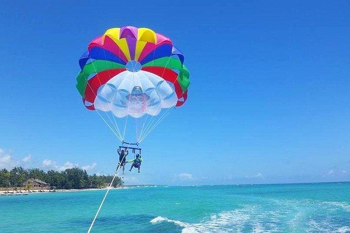Parasailing 1 With Transportation 10 Min