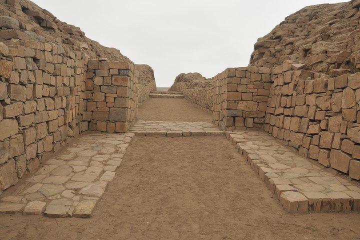 Pachacamac Archaeological site Guided Tour (Small Group)