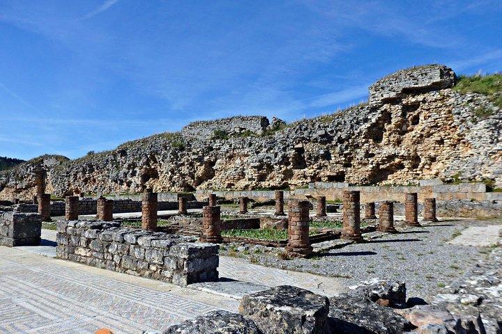 コニンブリガのローマ時代の遺跡とシコの洞窟の発見