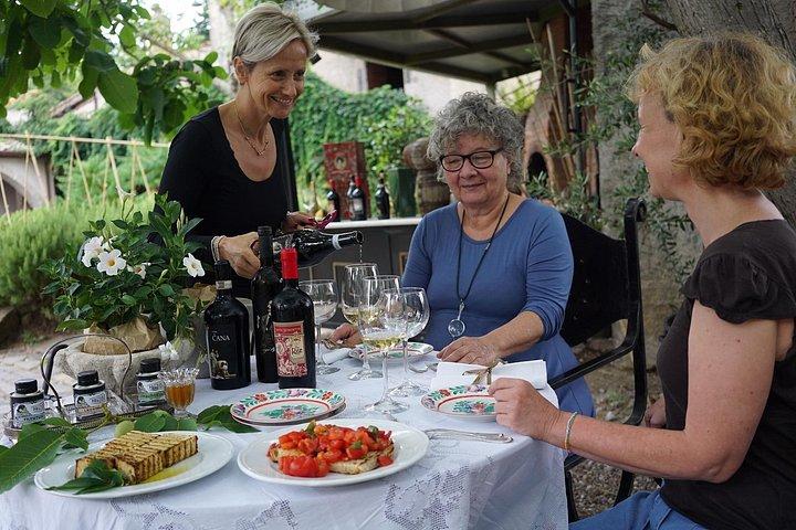 Rome - Winetasting with locals - private Tour