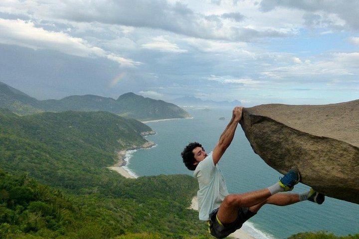 Pedra do Telégrafo Hiking & Relax in a Wild Beach