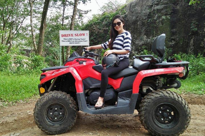 Rocky Hills in ATV Ride da Colombo