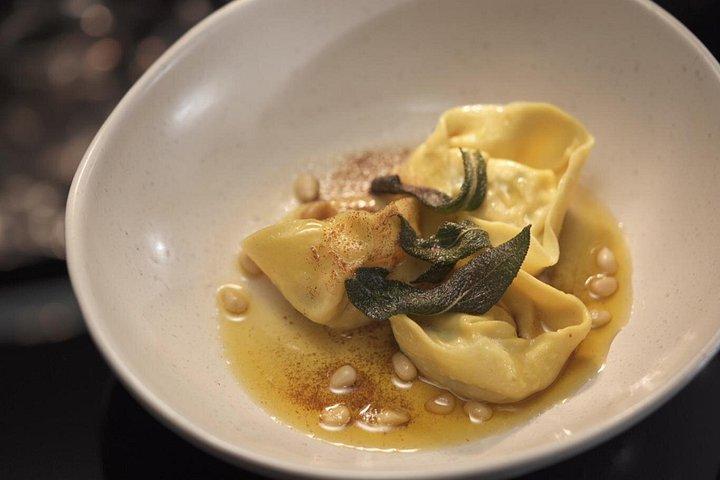 フィレンツェのワイナリーでのサンジミニャーノパスタ料理教室
