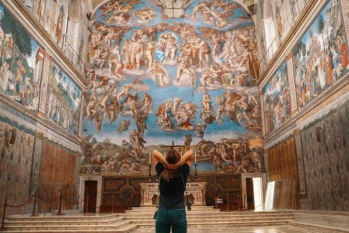 Vatican at Night: Sistine Chapel & Vatican Museums (Vatican Private Tour)