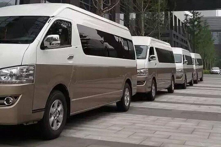 Privat transfer fra Shanghai Hongqiao Lufthavn til Shanghai Disneyland