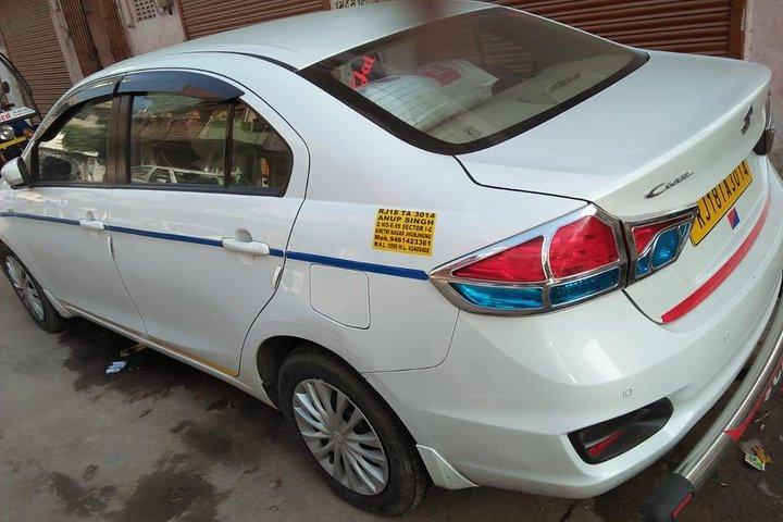 Privater Transfer von Jaipur nach Agra