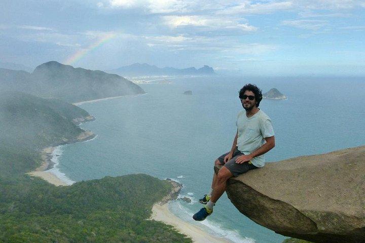 Pedra do Telégrafo Hiking & Relax in a Wild Beach