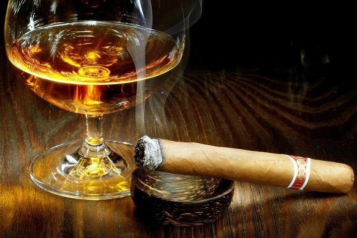 Privat cigar og rum smagsoplevelse i Lille Havana