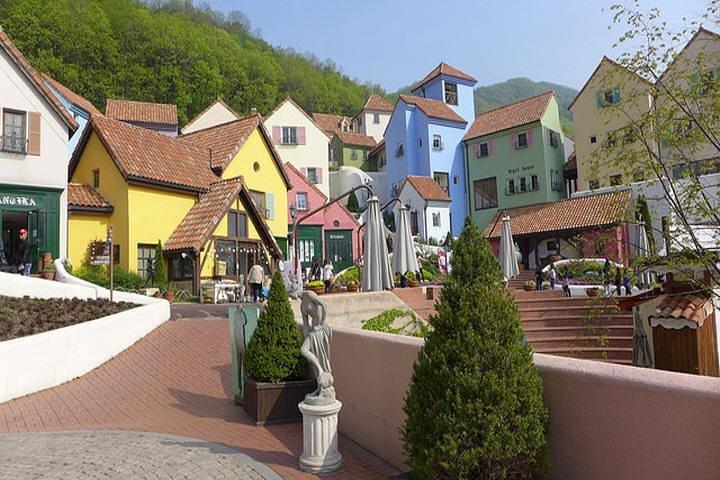 Dagstur til Gangchon Rail Bike Nami Island og Petite France