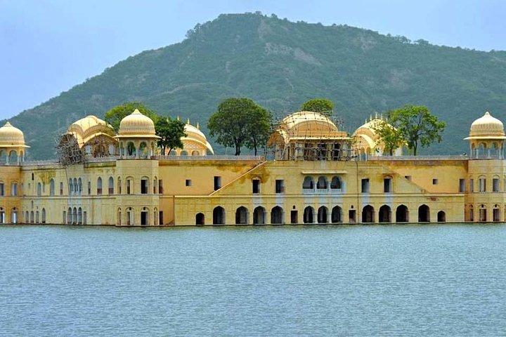 Private Ganztagestour durch Jaipur mit verschiedenen Optionen