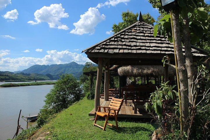 DÍA COMPLETO - Cascada Kuang Si, kayak en el río Nam Ou / Mekong, cuevas Pak Ou