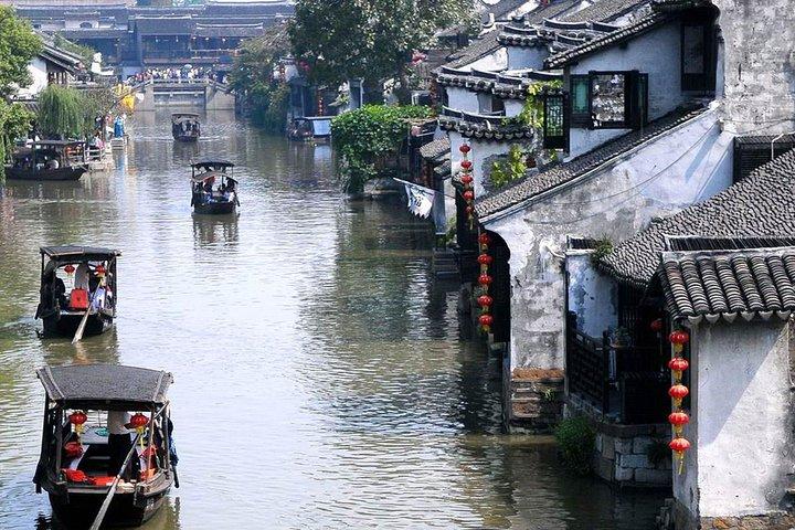 Xitang Water Town Erstaunliche private Tagestour ab Shanghai mit Bootsfahrt