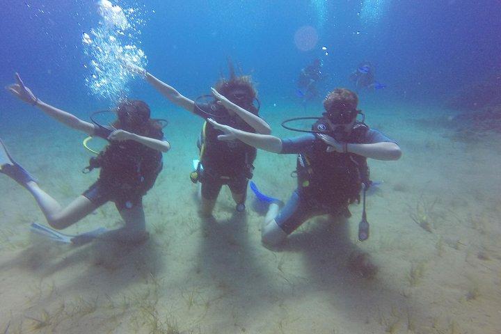 Prova un DIVE, scopri le immersioni subacquee a Mykonos