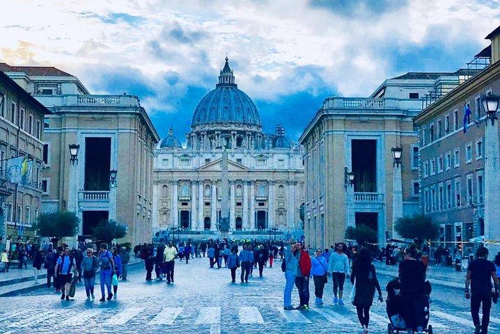 Visita privada ao Vaticano com entrada VIP sem linha