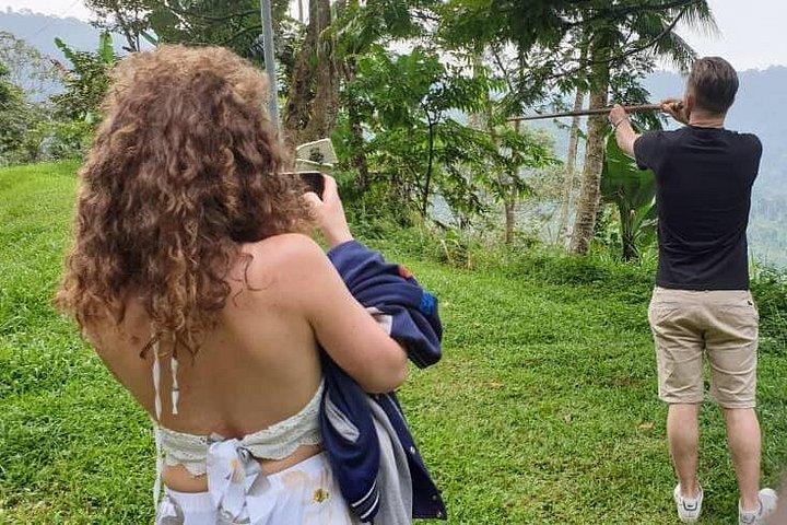 Explore Cameron Highlands: Full-Day Tour with Scenic Batu Caves