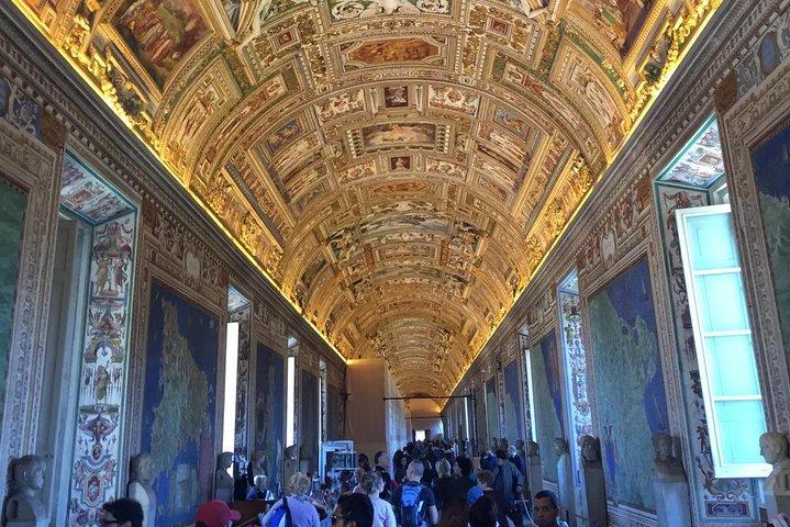 Visita privada ao Vaticano com entrada VIP sem linha