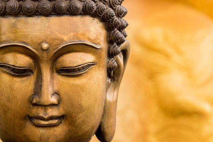 Ziarah Buddha 9 Nights 10 Days Trip en voiture privée