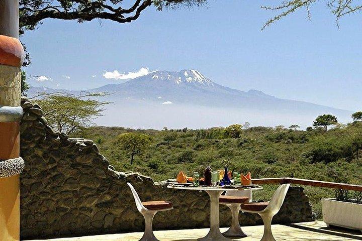 4 dias de safári privado na cratera Ngorongoro, Tarangire, Manyara, Arusha National Park