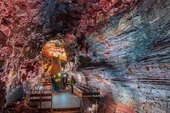 Lava Tunnel Tour - Raufarhólshellir