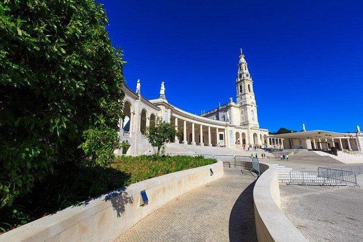 Fatima Sanctuary Private Tour from Lisbon