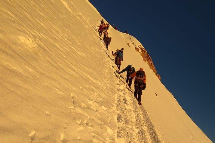 Huayna Potosi Climbing Experience