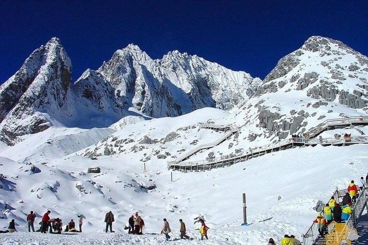 Alt inklusive til Lijiang Jade dragon sne Mountain Baisha landsby fra Lijiang