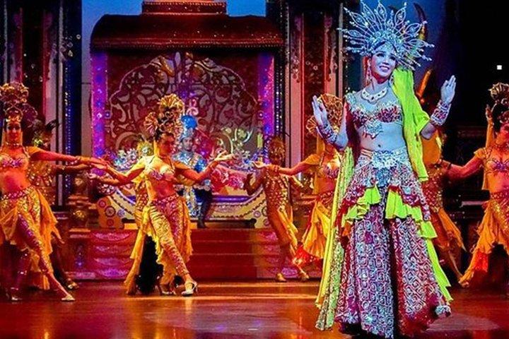 Tiffany’s Show Pattaya VIP (Argento) con trasferimenti privati in hotel