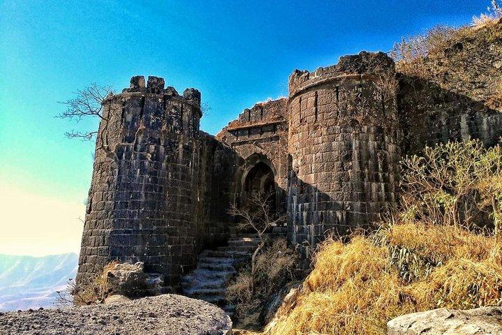 Barrage de Khadakwasla et visite du fort de Sinhagad en voiture