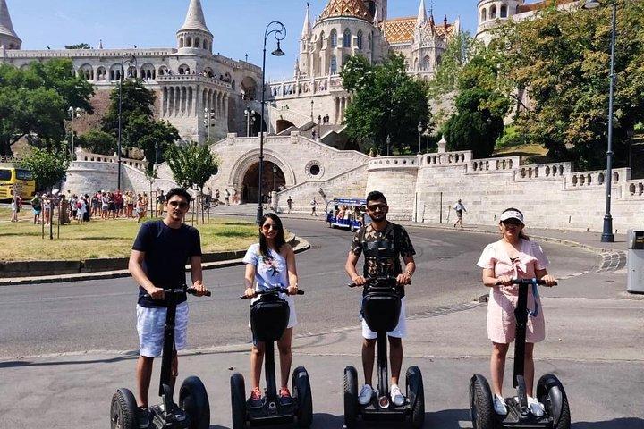 Visite Guidée En Segway À Budapest, Château Historique De Buda