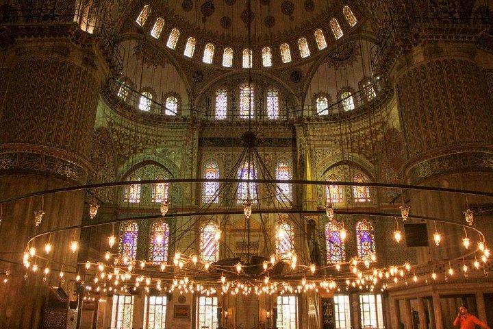 Tour en grupo pequeño por Estambul : Santa Sofía, Mezquita Azul y Bazar