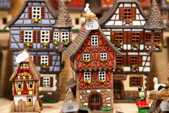 ストラスブールからのアルザス クリスマス マーケット日帰りツアー