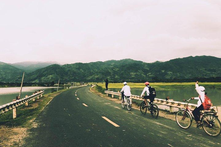 ダラット半日ツアー（イージーライダーで田舎へ）