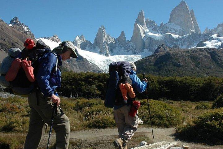 Chalten Trekking Laguna De Los Tres: von Calafate mit Führer