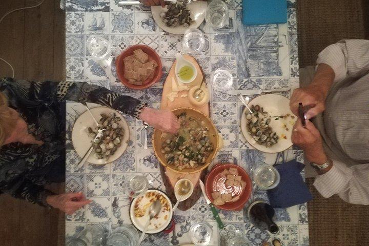 地元のシェフスイートホームでのディナー