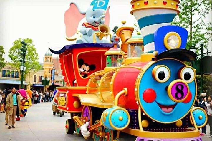 Hoteller i Shanghai Disneyland til Shanghai: Privat med Meet & Greet Service