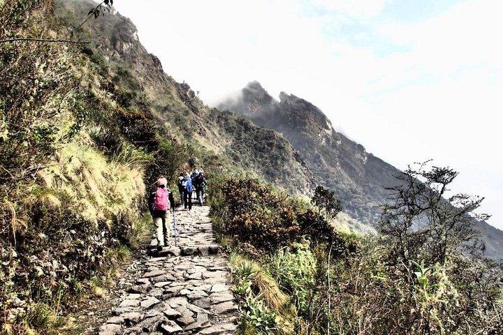 Short Inca Trail to Machu Picchu (2 Days)