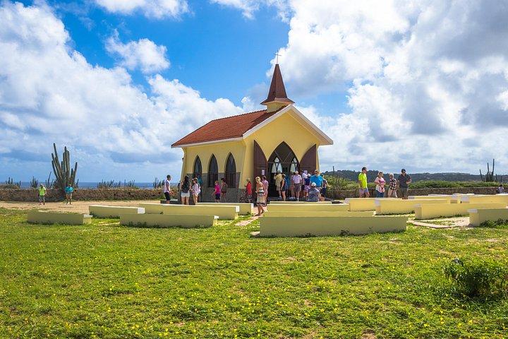 Aruba Island Sightseeing Tour Plus Arashi Beach Visit