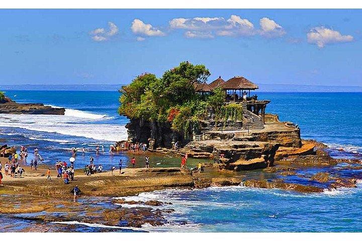 Heldagstur i Ubud och Tanah Lot