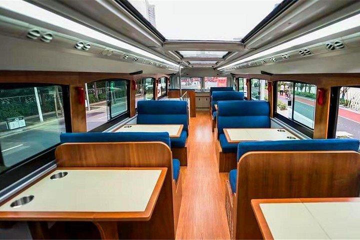 グループツアー：VIP上海オリエンタルパールタワーとレトロなダブルデッカーバス