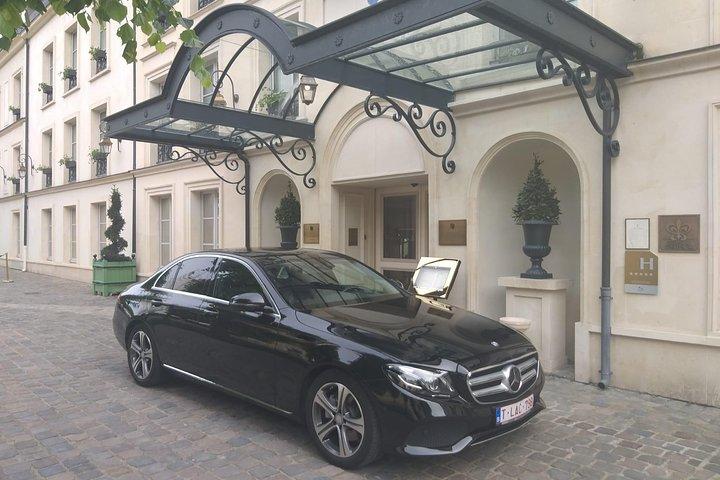Privater Transfer von Brüssel nach Köln mit einem Luxusauto