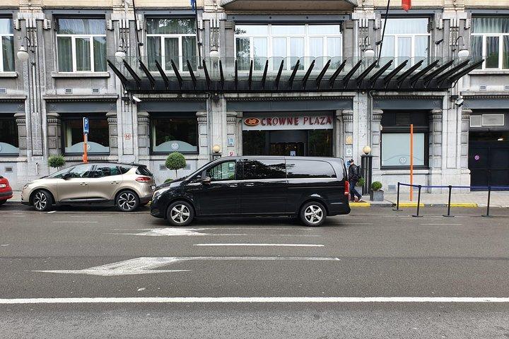 高級車によるブリュッセルからチューリッヒへのプライベート送迎