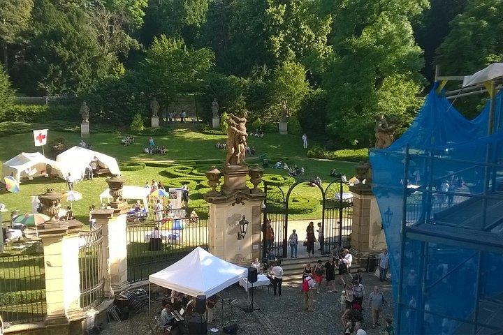 Stadtrundgang Prag mit der Deutschen Botschaft