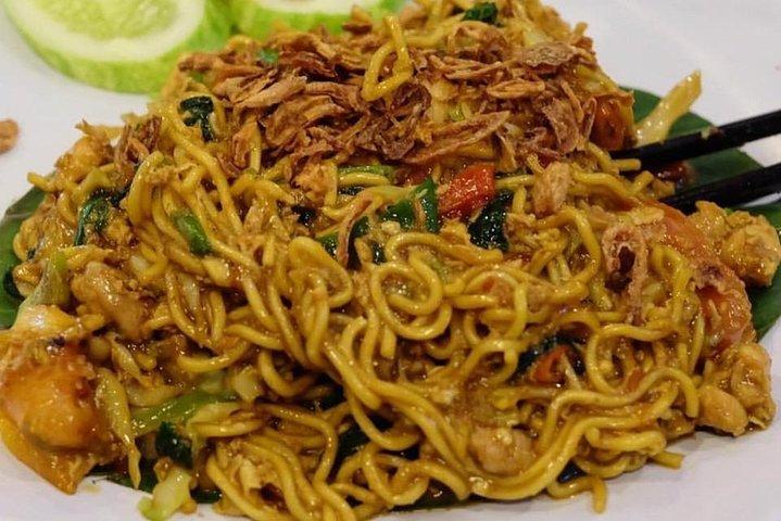Yogyakarta aftenvandring og madtur