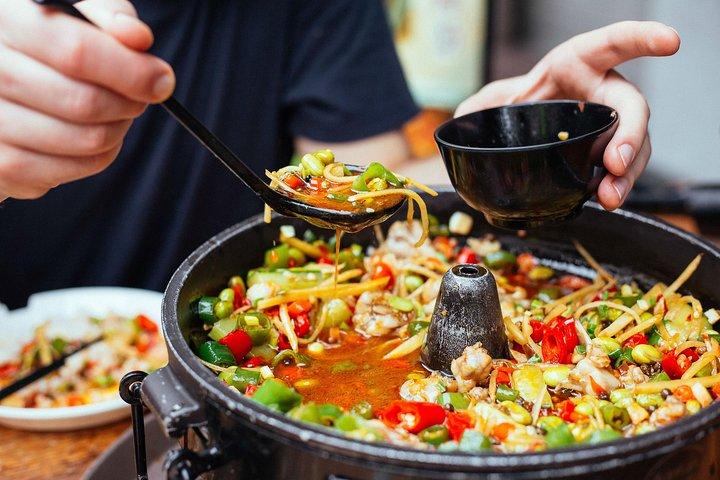 La visite gastronomique PRIVÉE primée : 10 dégustations de 3 cultures