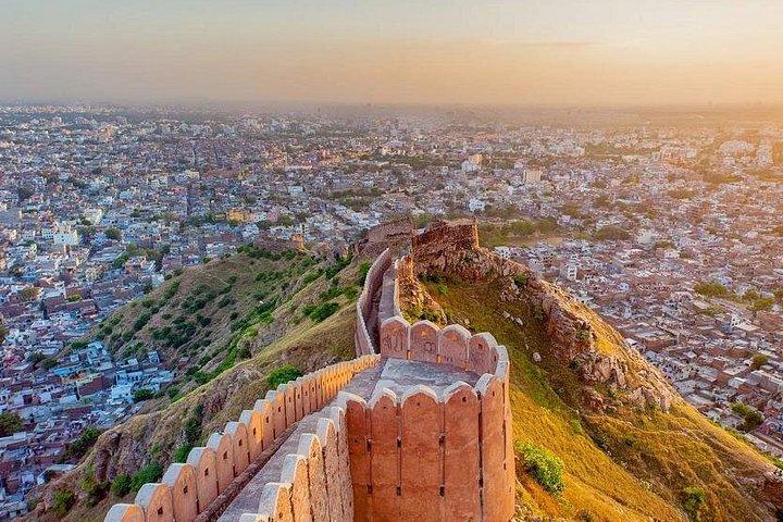 10-ラジャスタン州を垣間見るプライベートゴールデントライアングルツアー