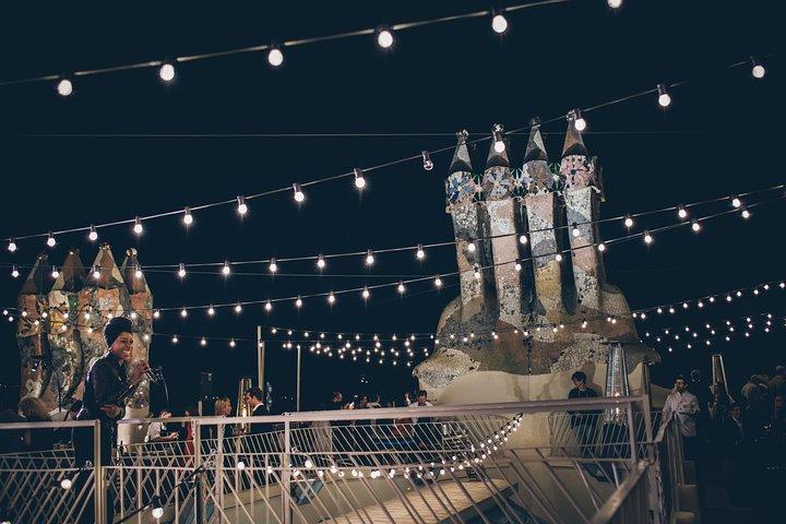 Casa Batllo Magic Nights: 屋上での訪問、ドリンク＆コンサート