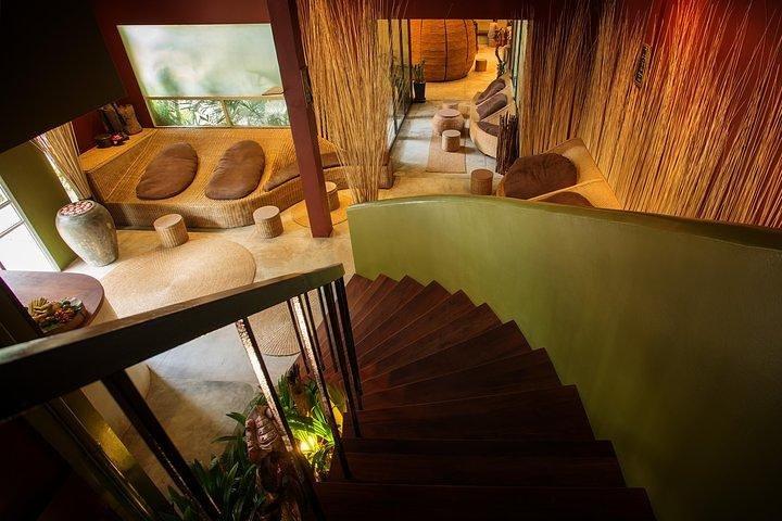 Traditionell zonterapi fotmassage i Siem Reap